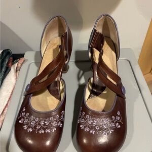 John Fluevog Hey Minstrel Love Song Mary Jane Heels